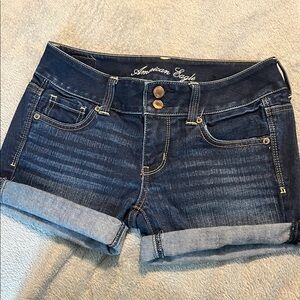 American Eagle Outfitters Women's Indigo Jean Shorts Artist sz 2